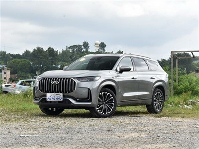 Chery Tiggo 9 Bencinski avto